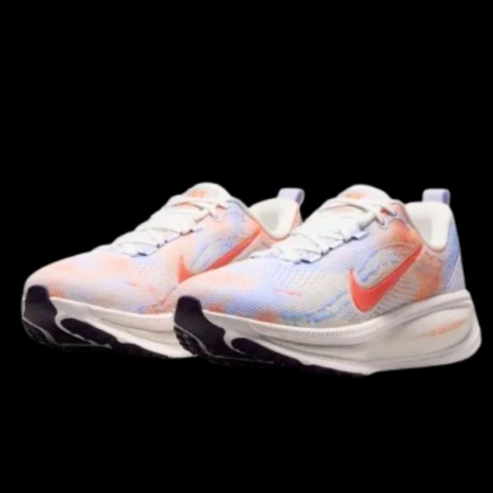 Nike Air Zoom Vomero 18 Running Womens White Palest Purple Crimson Sunset Haze